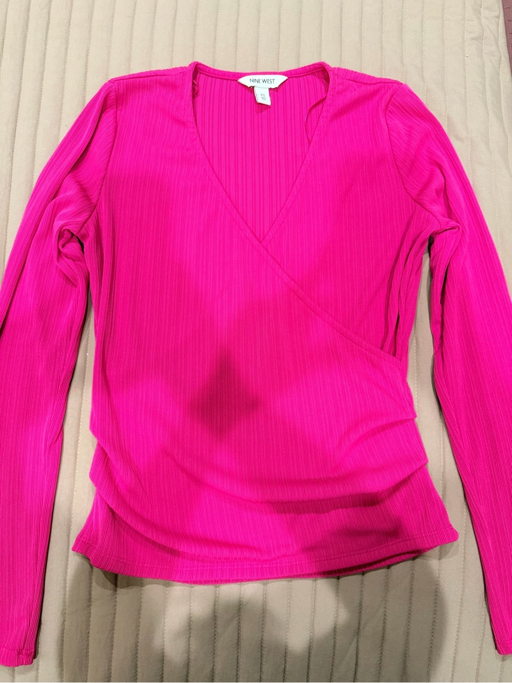 Nine West Women's Bright Pink Ribbed Faux-Wrap Long Sleeve Top